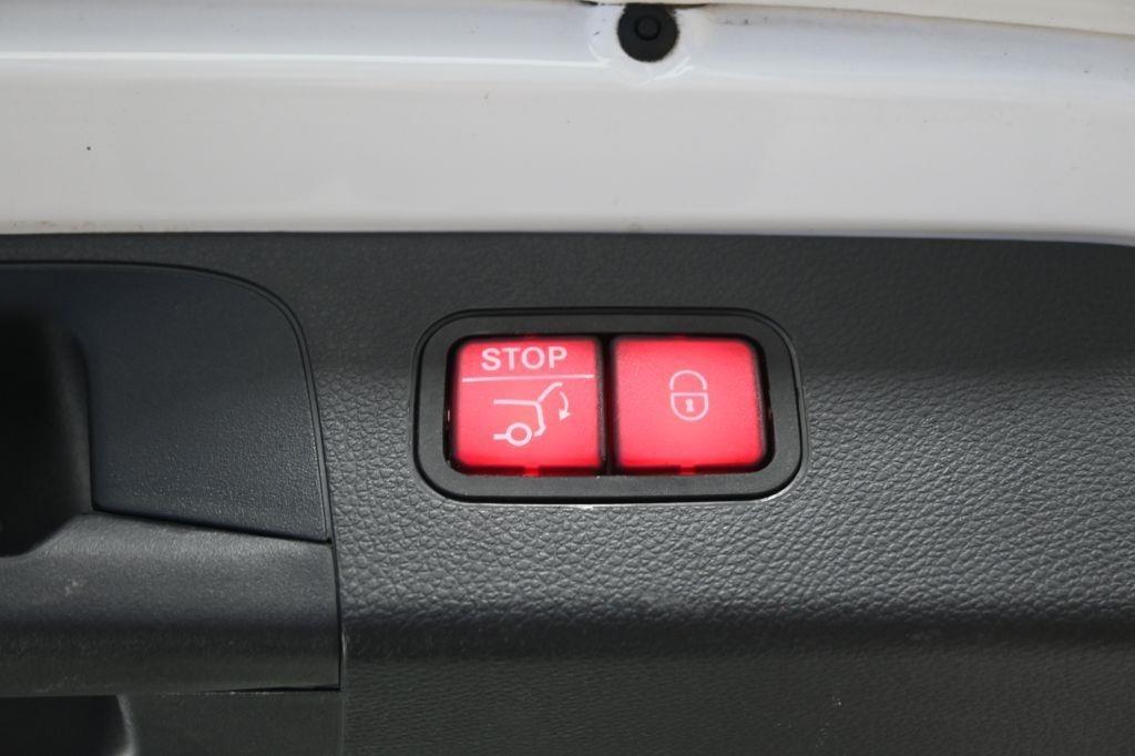 Mercedes-Benz GLC-Class  2019