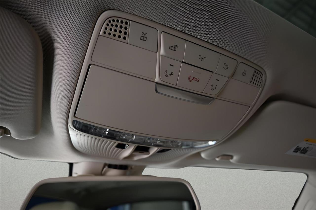 Mercedes-Benz GLC-Class  2019