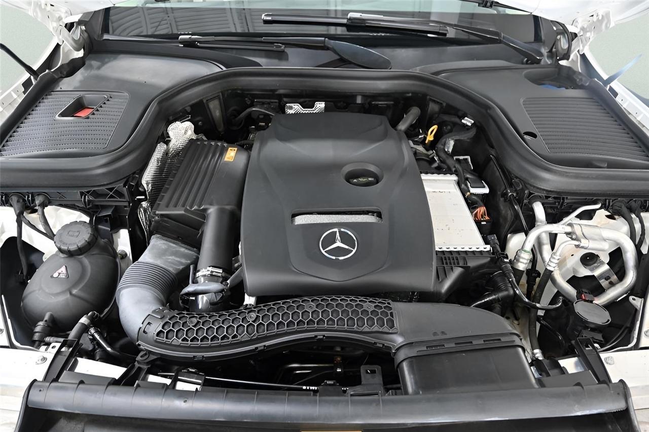 Mercedes-Benz GLC-Class  2019