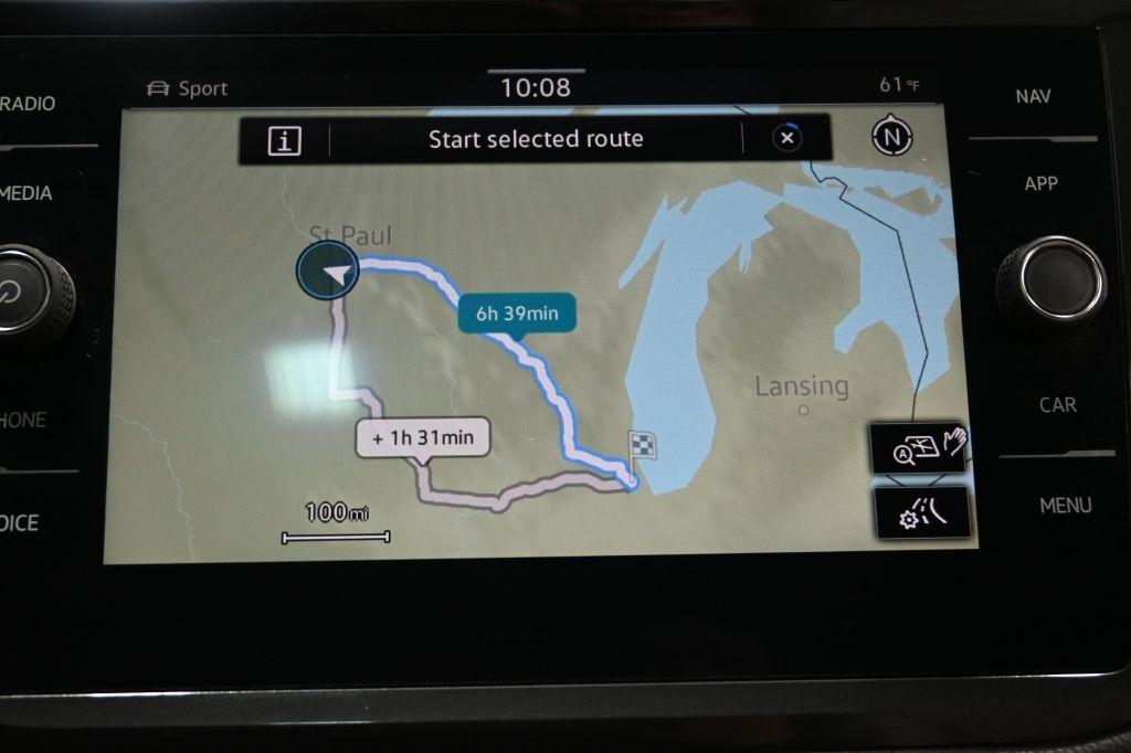 Volkswagen Tiguan  2021