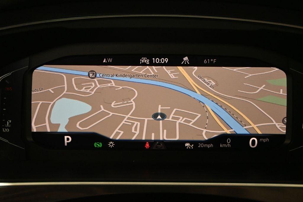 Volkswagen Tiguan  2021