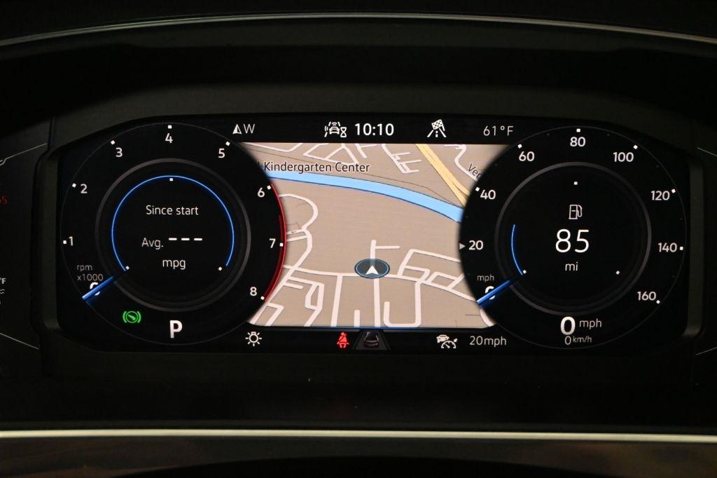 Volkswagen Tiguan  2021