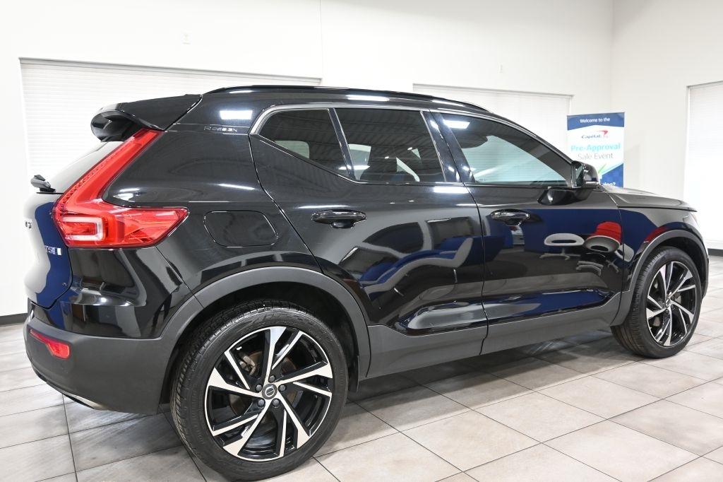 Volvo XC40  2020