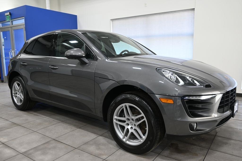 Porsche Macan  2018