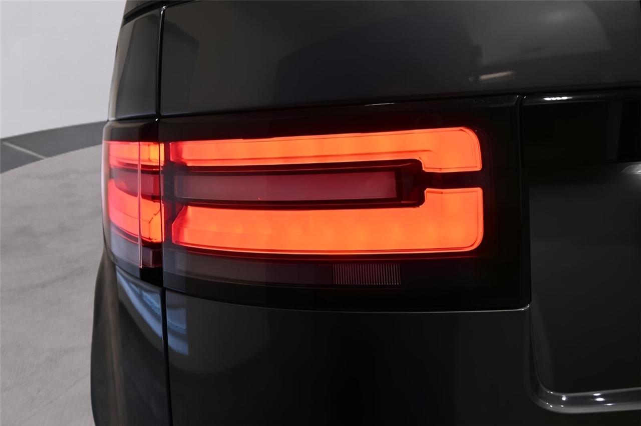 Land Rover Discovery  2018