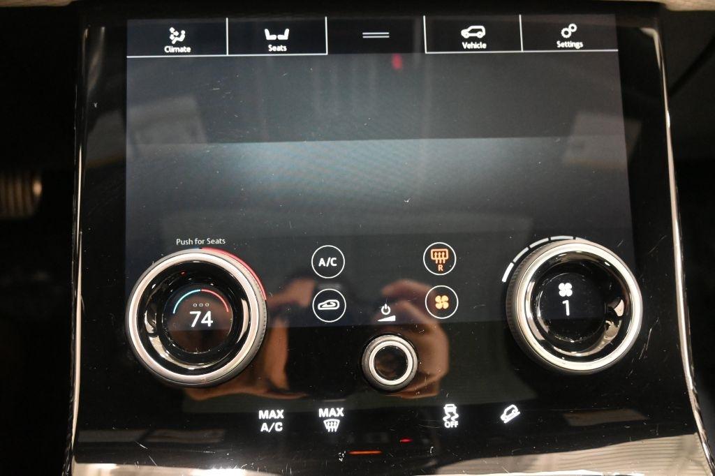 Land Rover Range Rover Velar  2018