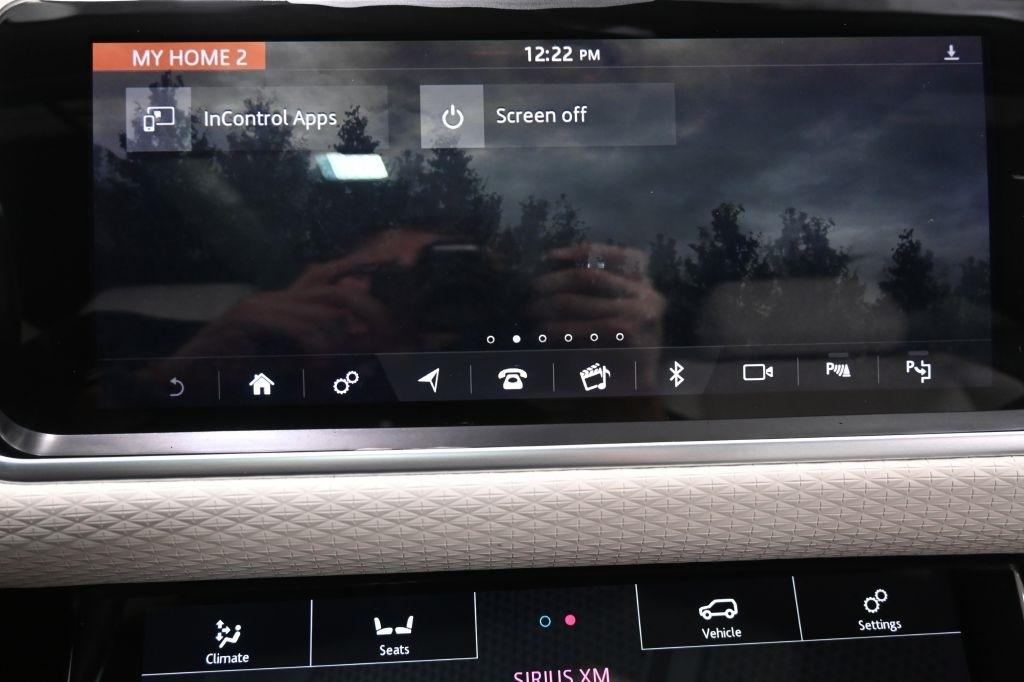 Land Rover Range Rover Velar  2018