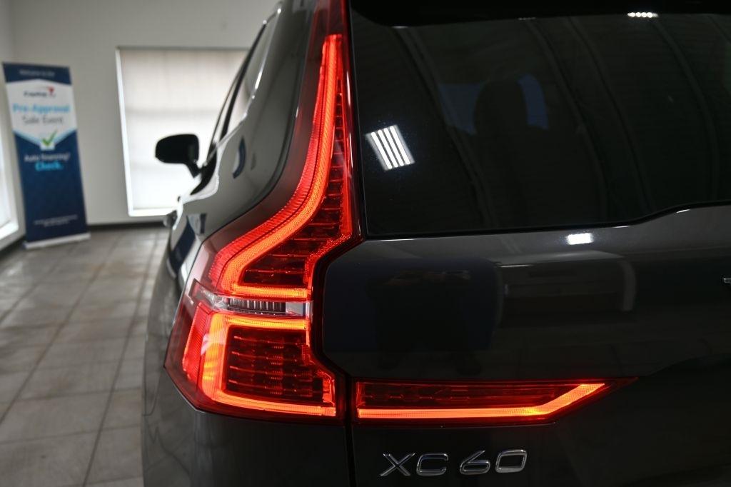 Volvo XC60  2022