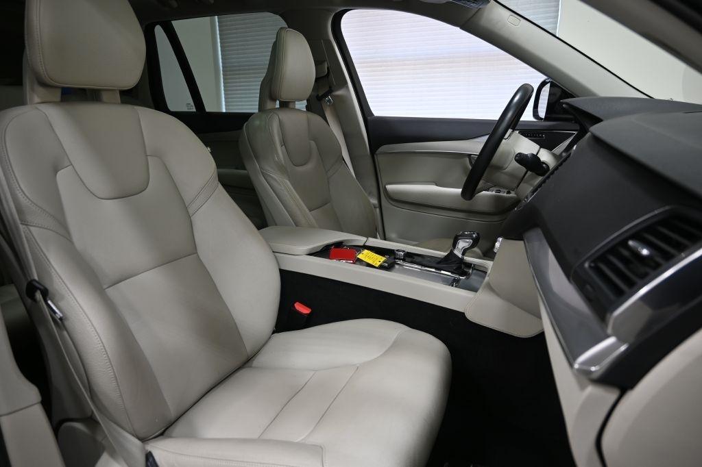 Volvo XC90  2018