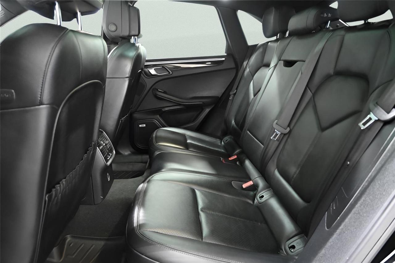 Porsche Macan  2019