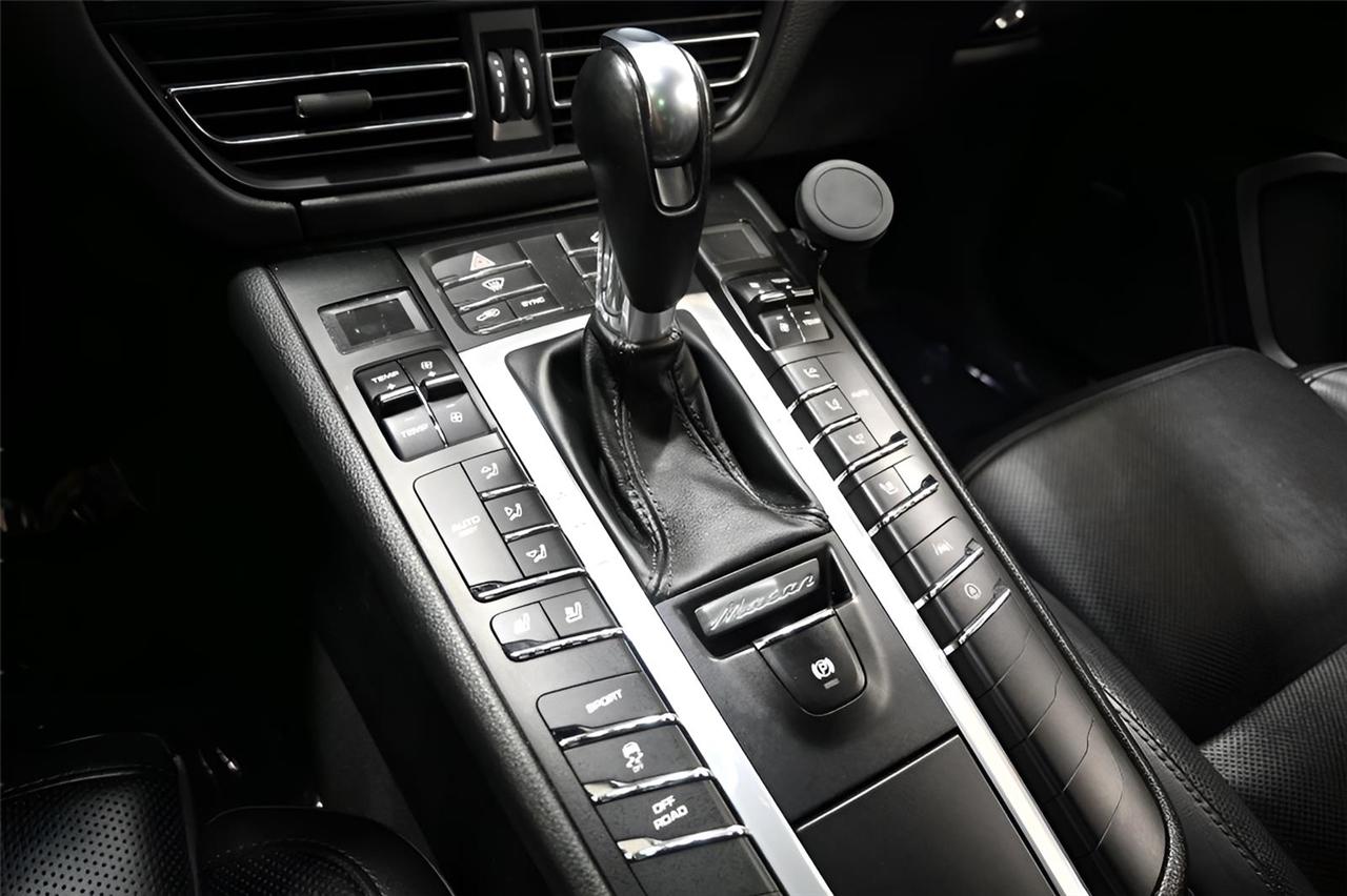 Porsche Macan  2019