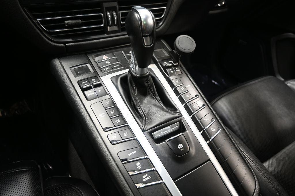 Porsche Macan  2019