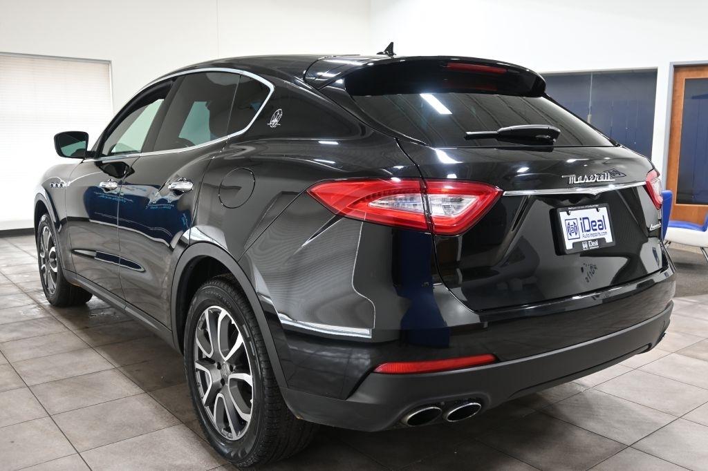 Maserati Levante  2017