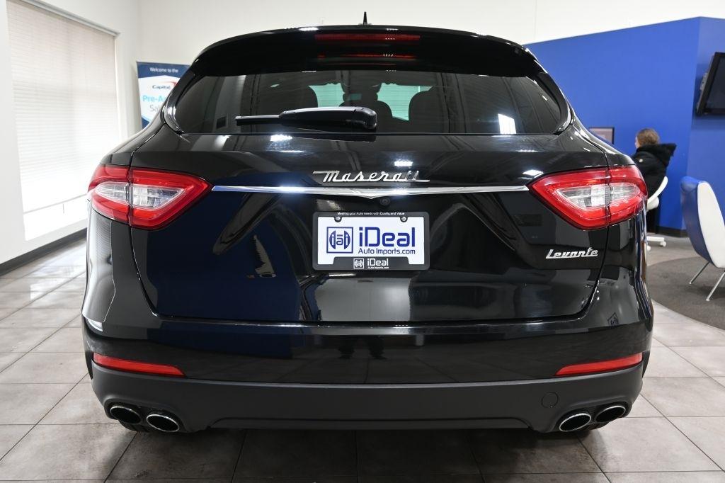 Maserati Levante  2017