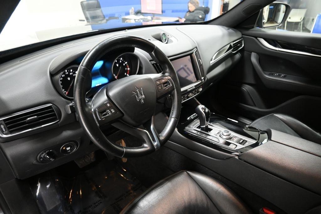 Maserati Levante  2017