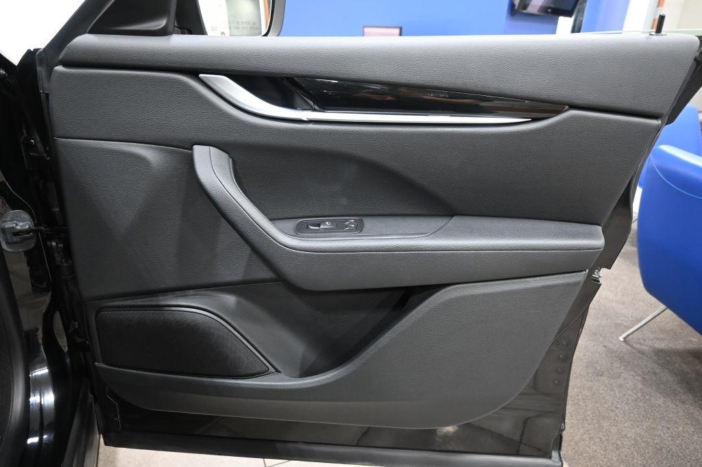 Maserati Levante  2017