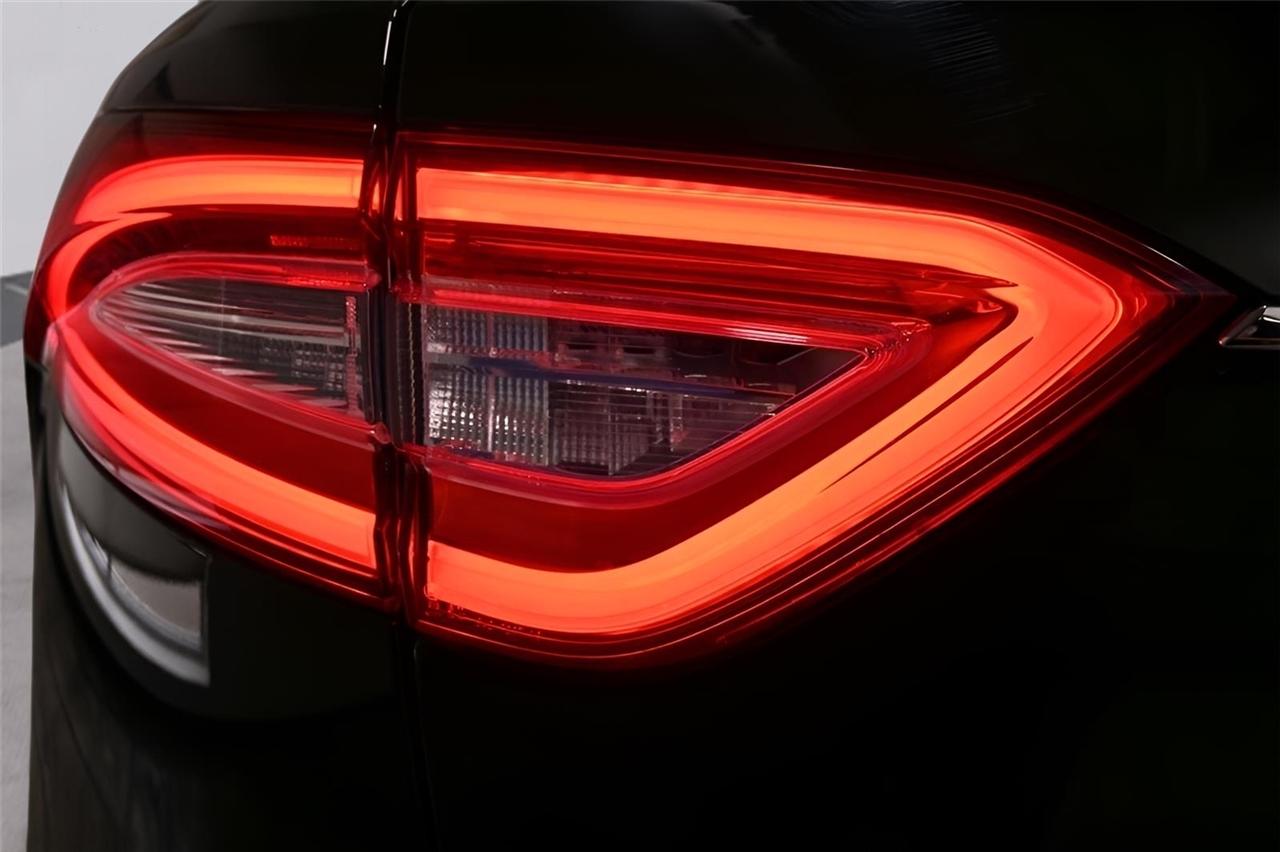 Maserati Levante  2017