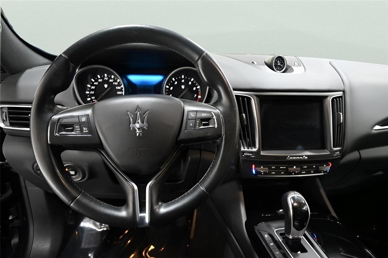 Maserati Levante  2017