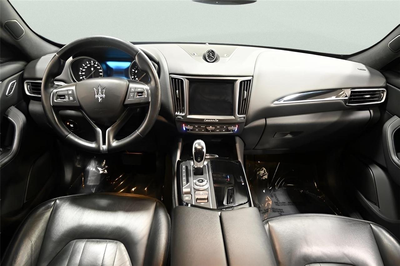 Maserati Levante  2017