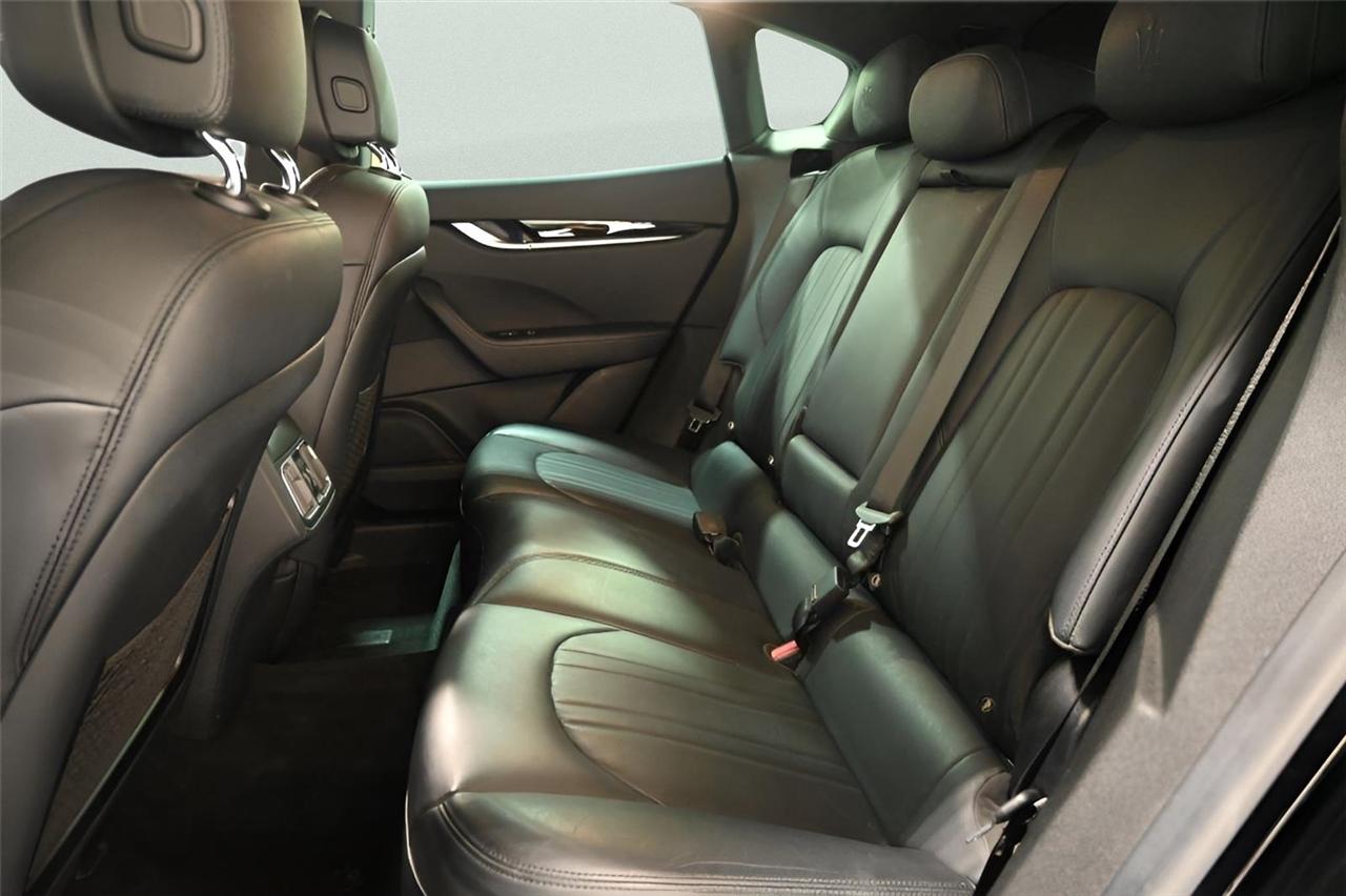 Maserati Levante  2017