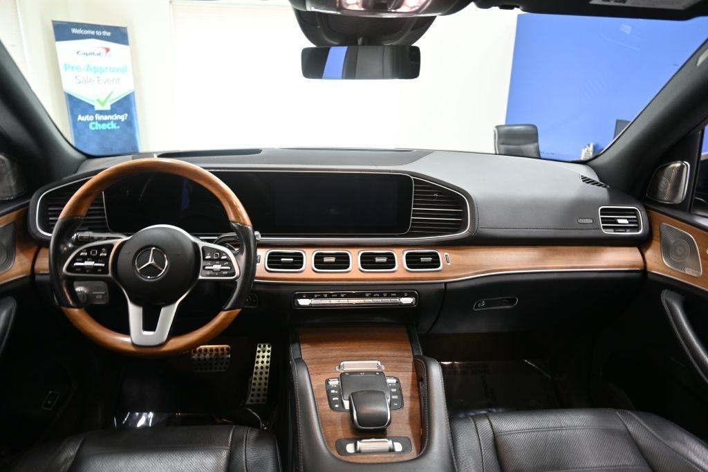 Mercedes-Benz GLS-Class  2021