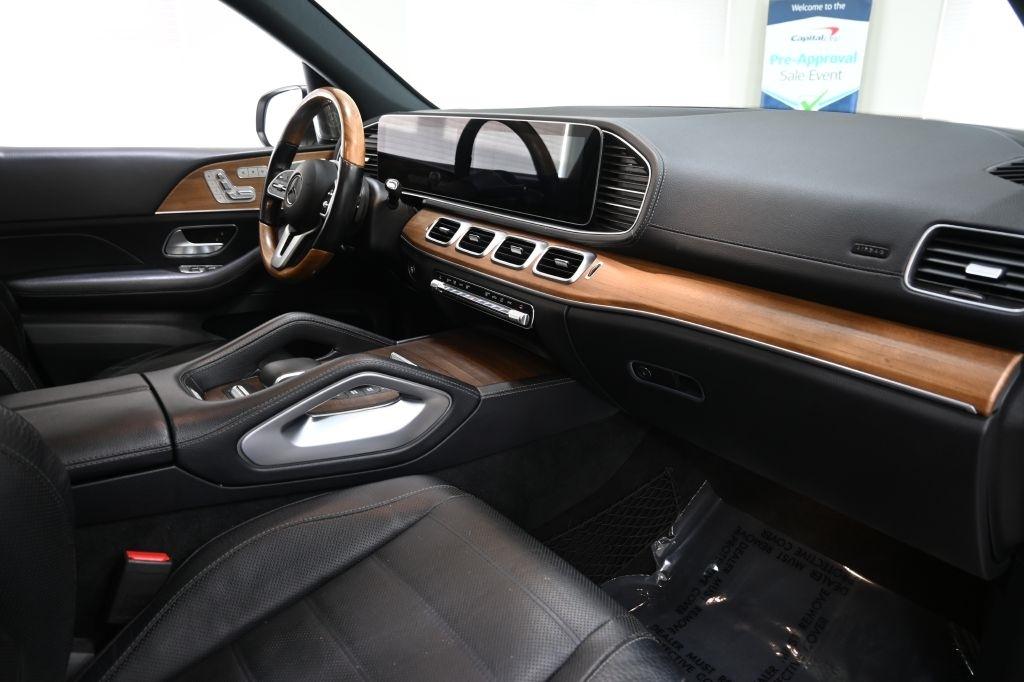 Mercedes-Benz GLS-Class  2021