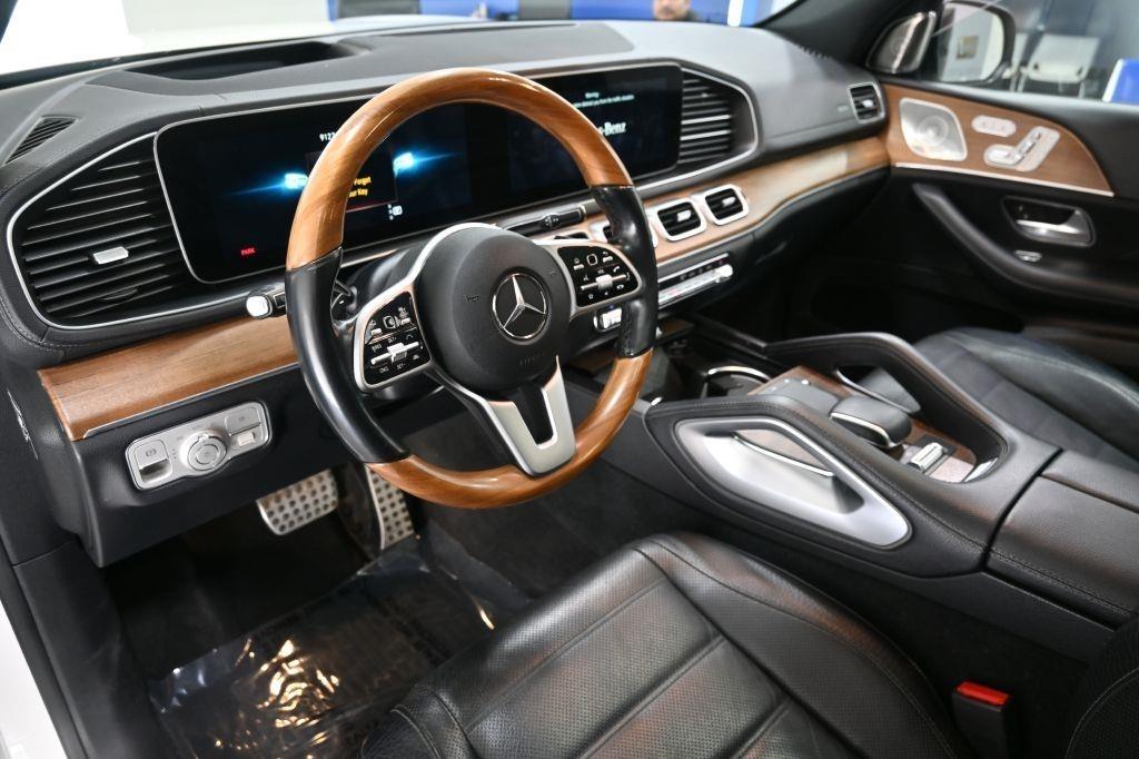 Mercedes-Benz GLS-Class  2021