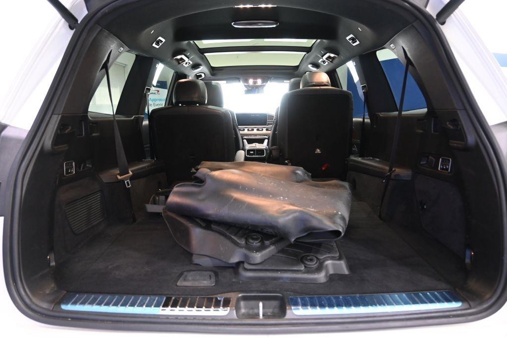 Mercedes-Benz GLS-Class  2021