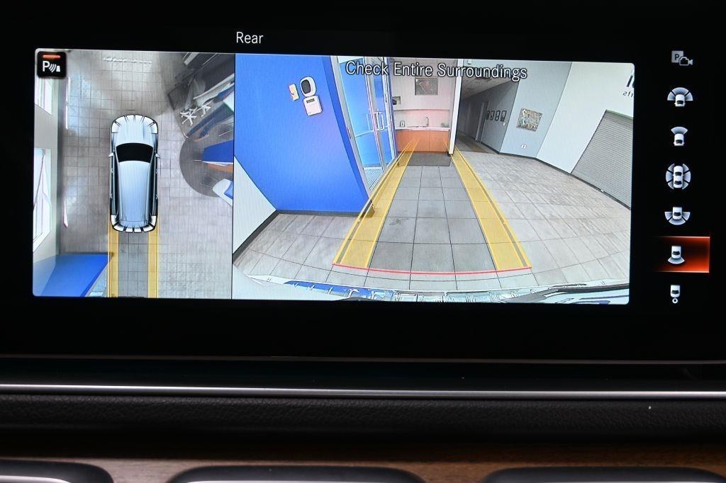 Mercedes-Benz GLS-Class  2021