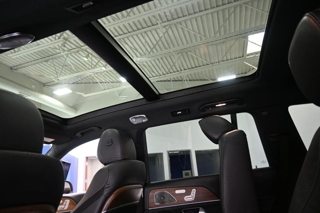 Mercedes-Benz GLS-Class  2021