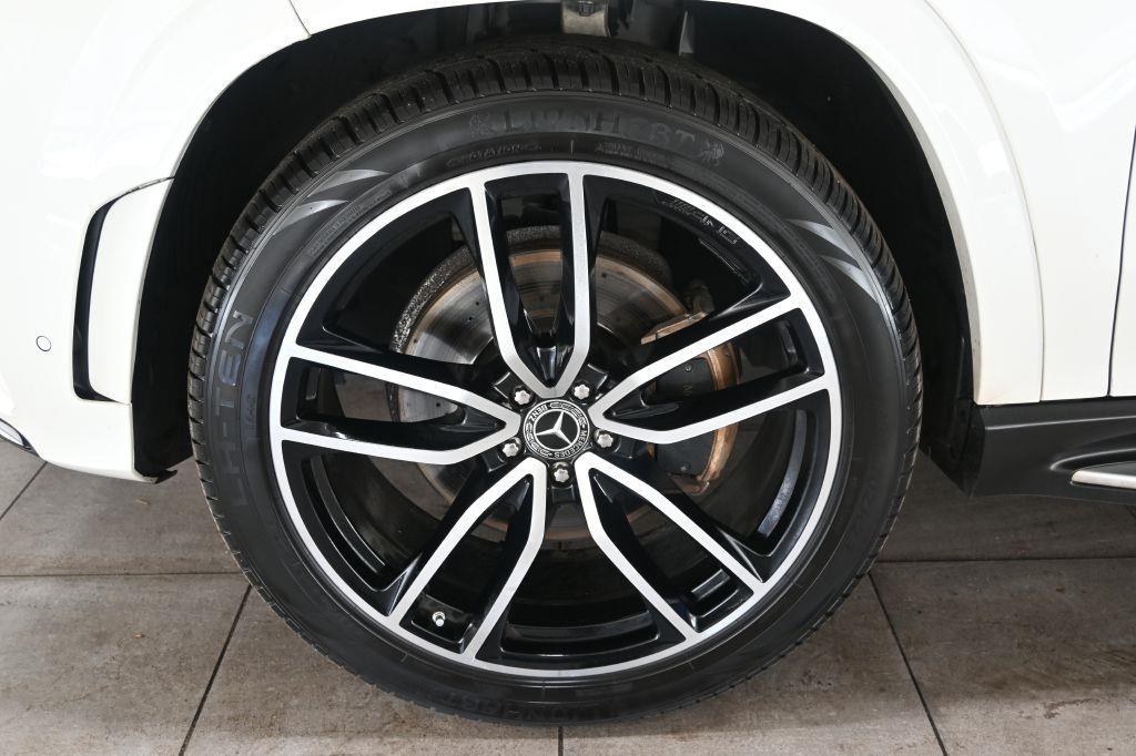 Mercedes-Benz GLS-Class  2021