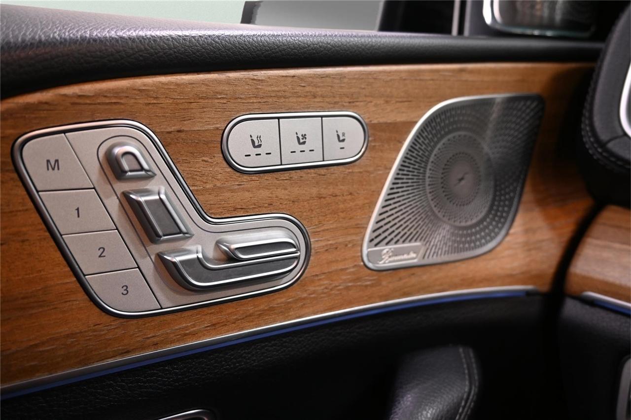 Mercedes-Benz GLS-Class  2021