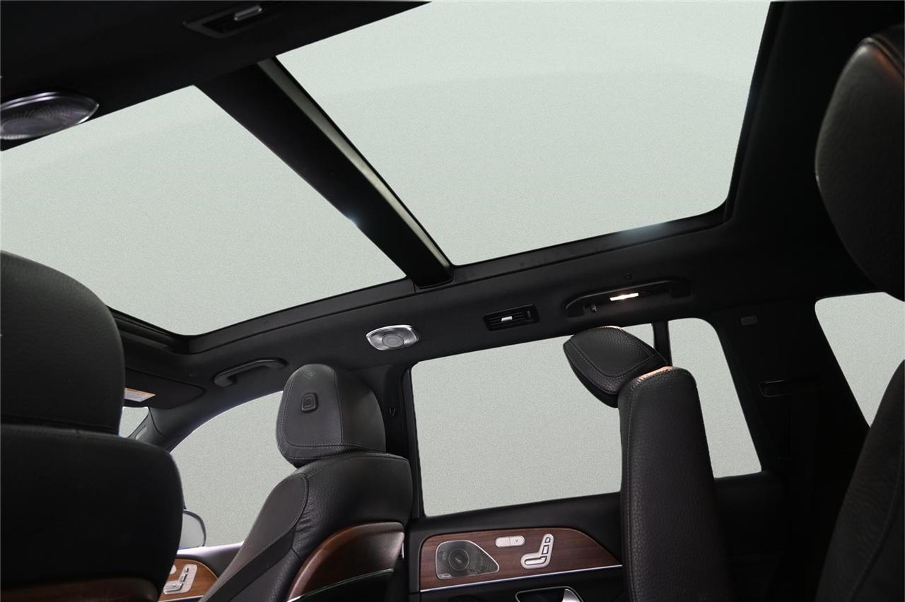 Mercedes-Benz GLS-Class  2021