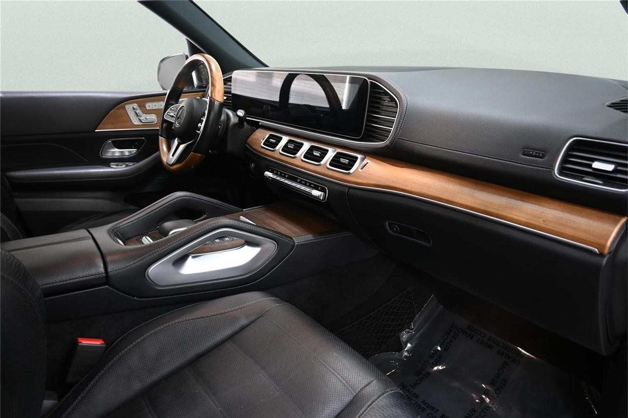 Mercedes-Benz GLS-Class  2021