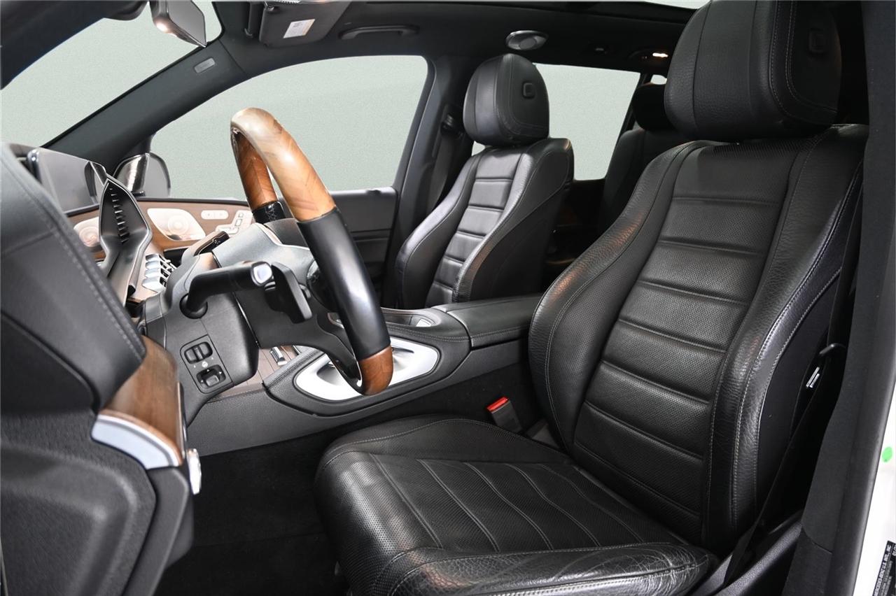 Mercedes-Benz GLS-Class  2021