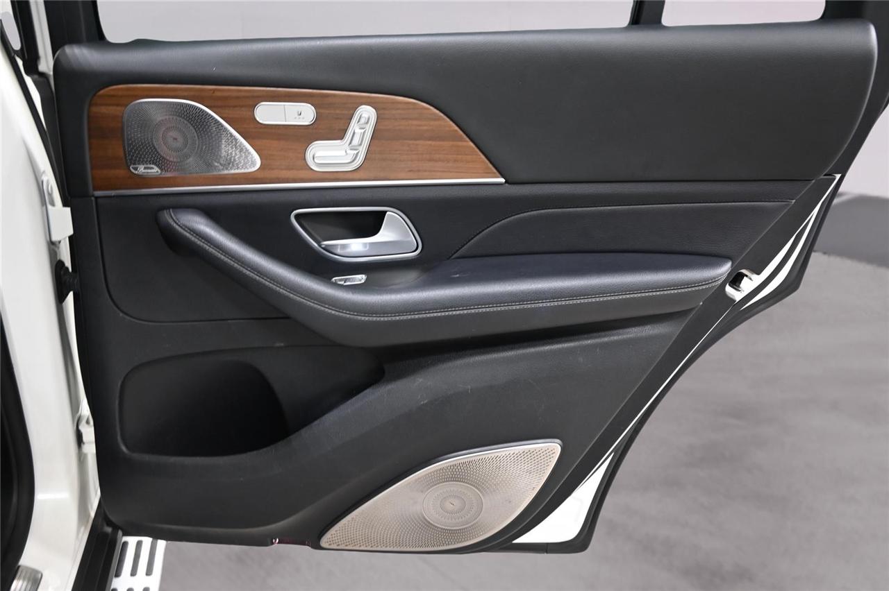 Mercedes-Benz GLS-Class  2021