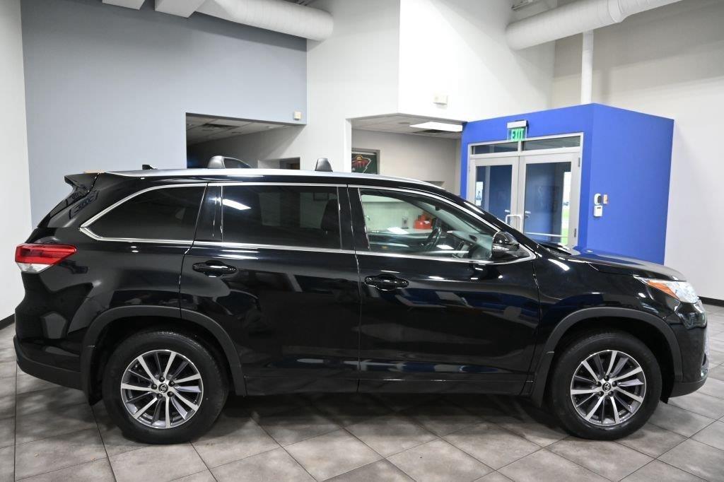 Toyota Highlander XLE AWD V6 2018