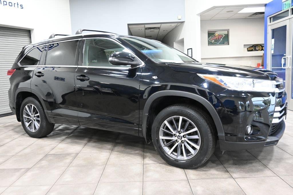 Toyota Highlander XLE AWD V6 2018