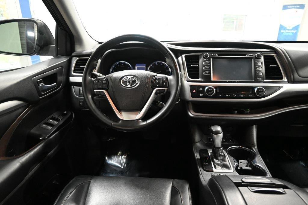 Toyota Highlander XLE AWD V6 2018