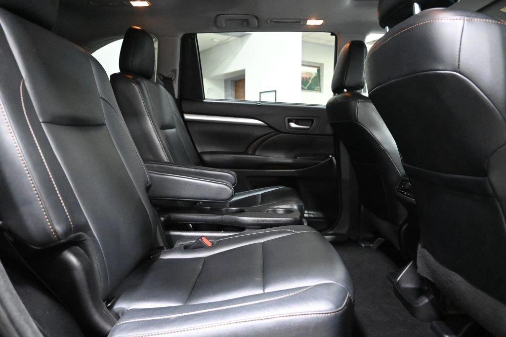 Toyota Highlander XLE AWD V6 2018