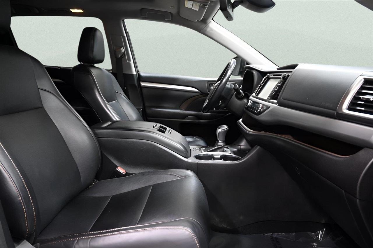 Toyota Highlander XLE AWD V6 2018