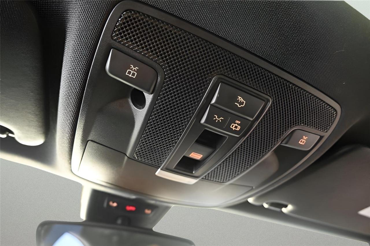 Mercedes-Benz CLA-Class  2018