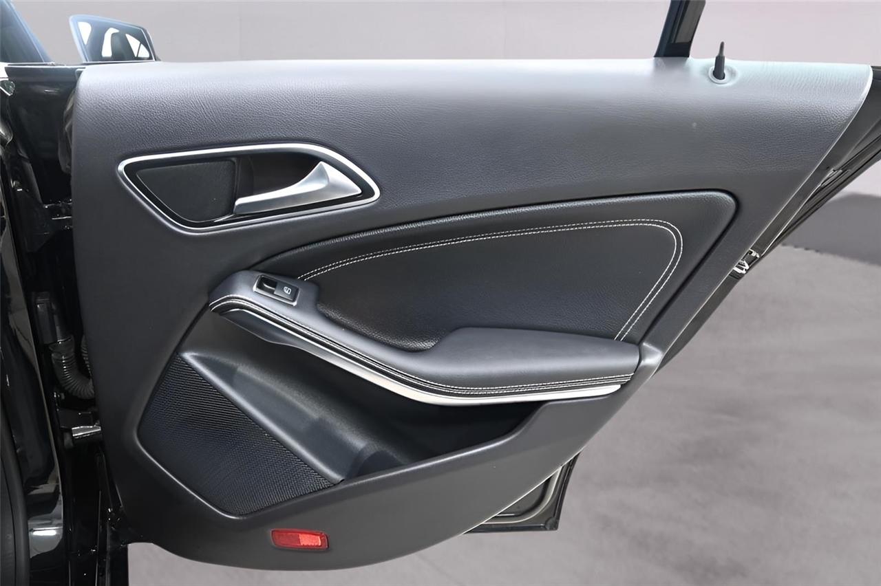 Mercedes-Benz CLA-Class  2018