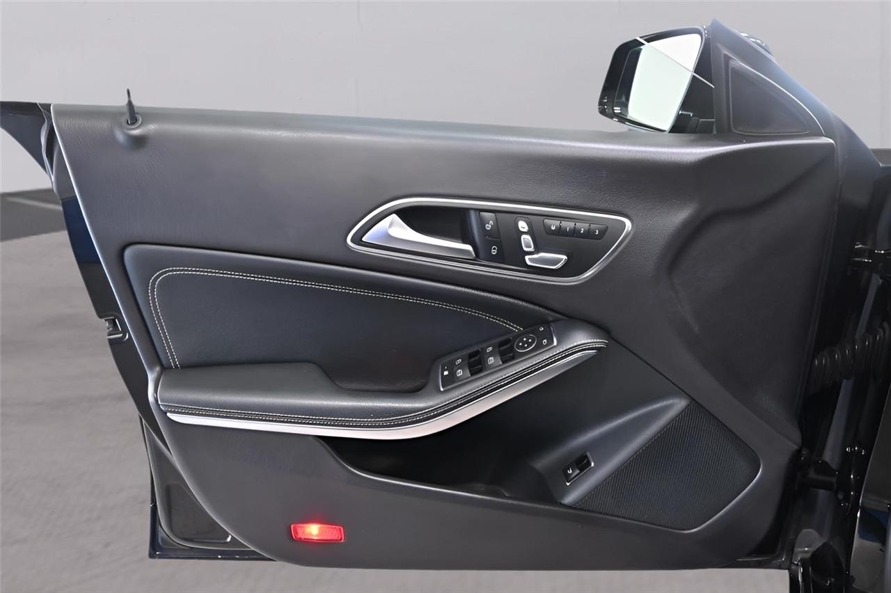 Mercedes-Benz CLA-Class  2018
