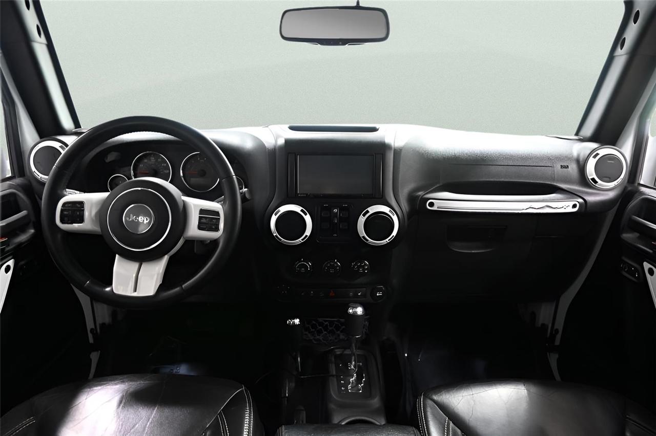Jeep Wrangler  2015