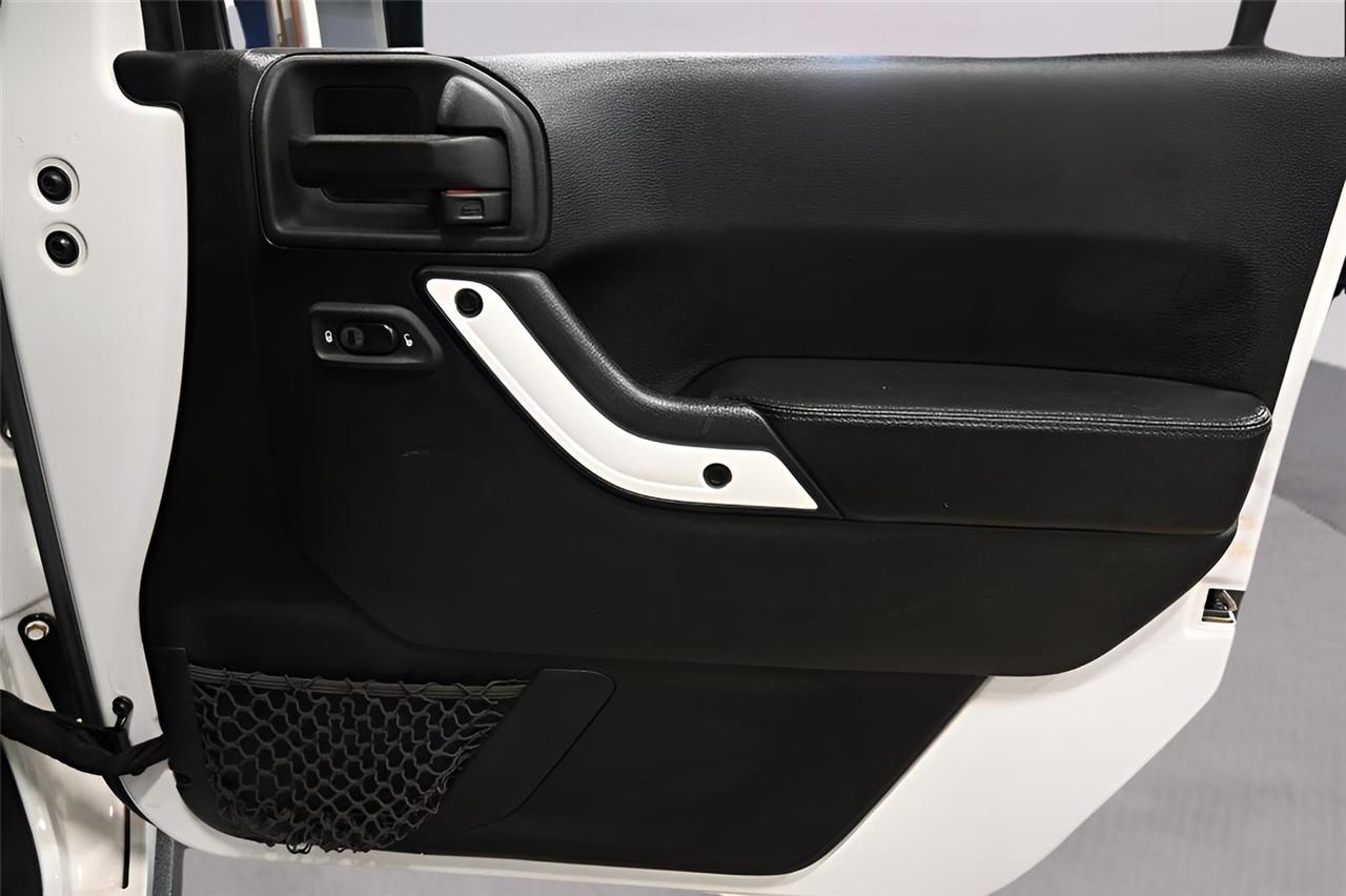 Jeep Wrangler  2015