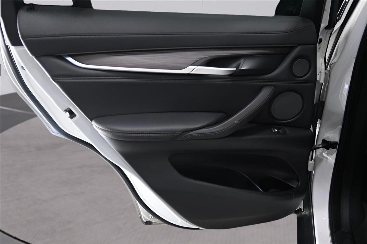 BMW X6  2019
