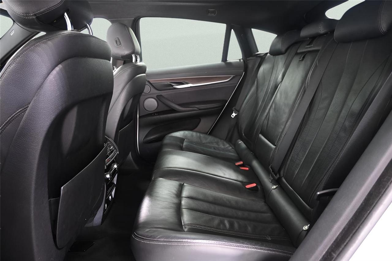 BMW X6  2019