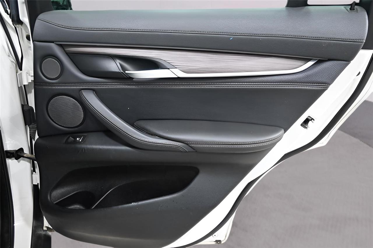 BMW X6  2019