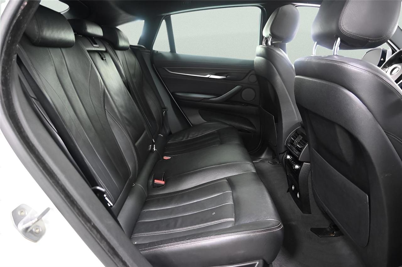 BMW X6  2019